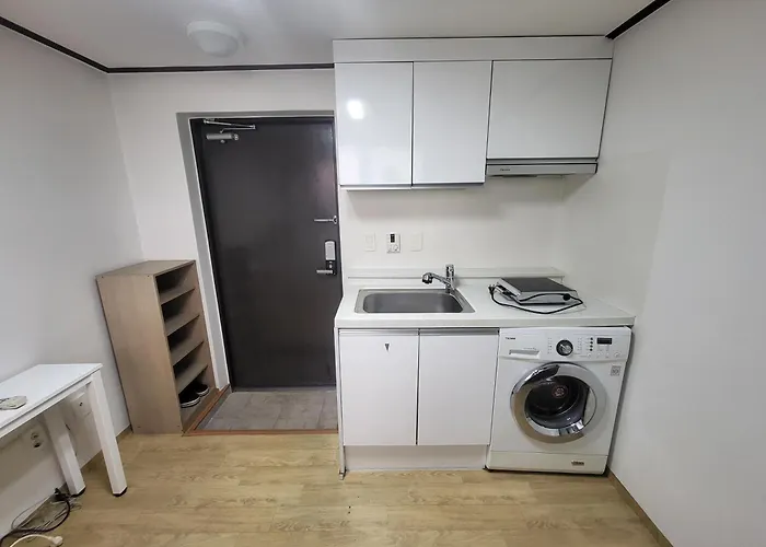 Apartamento Fully Furnished #bunker Apt, Near Miasageori Subway Station Line 4 *
