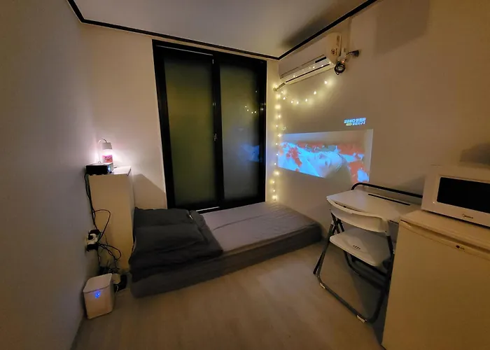 Fully Furnished #bunker Apt, Near Miasageori Subway Station Line 4 *