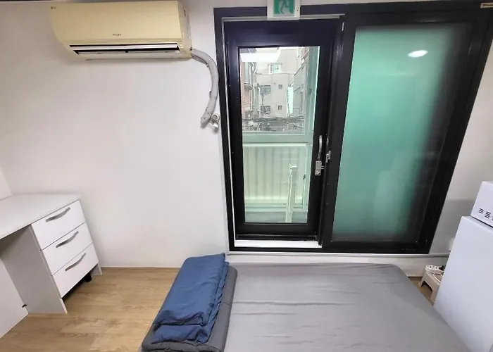 Apartamento Fully Furnished #bunker Apt, Near Miasageori Subway Station Line 4 Seúl