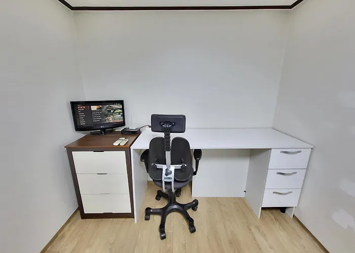 Apartamento Fully Furnished #bunker Apt, Near Miasageori Subway Station Line 4 Seúl